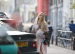 Amsterdam 10 april 2015    
Marije Braber de vriendin van Chris Zegers hoogzwanger