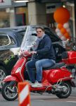 Amsterdam 24 april 2015
Martijn Krabbe op vespa scooter boodschappen doen.