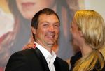 Amsterdam 20 april 2015 
Premiere de ontsnapping in het nieuwe de la mar met in de hoofdrollen Isa Hoes en Edwin Jonker. Heleen v Royen heeft het boek geschreven. Nicolette Kluiver met man en tatoo