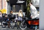Amsterdam 21 april 2015  
Patrick Stoof met dochter op de fiets.