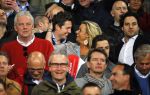 Eindhoven 18 april 2015
PSV_ Heerneveen 4-1 . Psv kampioen. Pieter v d Hoogenband en zijn nieuwe vriendin Marie JosÃ© Crooijmans verliefd op de tribune.