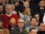 Eindhoven 18 april 2015
PSV_ Heerneveen 4-1 . Psv kampioen. Pieter v d Hoogenband en zijn nieuwe vriendin Marie JosÃ© Crooijmans verliefd op de tribune.