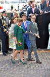 Dordrecht, 27 April 2015
Koningsdag 2015 met Koningin Willem-Alexander, Koningin Maxima, Prinses Amalia, Prinses Alexia em Prinses Ariane, Prins Constatijn, Prinses Laurentien, Prins Maurits, Prinses Marilene, Prinses Annette, Prins Bernhard Jr., Prins Pieter Christiaan en Prinses Anita