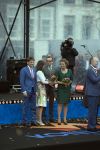 Dordrecht, 27 April 2015
Koningsdag 2015 met Koningin Willem-Alexander, Koningin Maxima, Prinses Amalia, Prinses Alexia em Prinses Ariane, Prins Constatijn, Prinses Laurentien, Prins Maurits, Prinses Marilene, Prinses Annette, Prins Bernhard Jr., Prins Pieter Christiaan en Prinses Anita