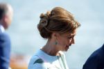 Dordrecht, 27 April 2015
Koningsdag 2015 met Koningin Willem-Alexander, Koningin Maxima, Prinses Amalia, Prinses Alexia em Prinses Ariane, Prins Constatijn, Prinses Laurentien, Prins Maurits, Prinses Marilene, Prinses Annette, Prins Bernhard Jr., Prins Pieter Christiaan en Prinses Anita