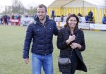 Beverwijk 27 april 2015
Rafael v d Vaart organiseert een voetbaltournooi bij vv Kennemers. Zijn vader Ramon en moeder Lolita werken ook mee. Sabia Engizek komt natuurlijk kijken en verricht de aftrap.