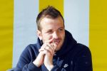 Beverwijk 27 april 2015
Rafael v d Vaart organiseert een voetbaltournooi bij vv Kennemers. Zijn vader Ramon en moeder Lolita werken ook mee. Sabia Engizek komt natuurlijk kijken en verricht de aftrap.