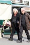 Amsterdam 24 april 2015
Rudi Fuchs met wandelstok in de beethovenstraat.