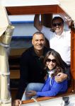 Ammsterdam 10 april 2015
Ruud Gullit en zijn vriendin Maggie Jiminez gaan varen op de grachten van amsterdam met zijn dochter Felicity en vrienden