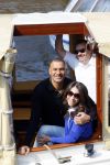 Ammsterdam 10 april 2015
Ruud Gullit en zijn vriendin Maggie Jiminez gaan varen op de grachten van amsterdam met zijn dochter Felicity en vrienden