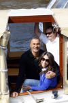 Ammsterdam 10 april 2015
Ruud Gullit en zijn vriendin Maggie Jiminez gaan varen op de grachten van amsterdam met zijn dochter Felicity en vrienden