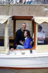 Ammsterdam 10 april 2015
Ruud Gullit en zijn vriendin Maggie Jiminez gaan varen op de grachten van amsterdam met zijn dochter Felicity en vrienden