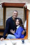 Ammsterdam 10 april 2015
Ruud Gullit en zijn vriendin Maggie Jiminez gaan varen op de grachten van amsterdam met zijn dochter Felicity en vrienden