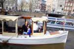Ammsterdam 10 april 2015
Ruud Gullit en zijn vriendin Maggie Jiminez gaan varen op de grachten van amsterdam met zijn dochter Felicity en vrienden