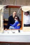 Ammsterdam 10 april 2015
Ruud Gullit en zijn vriendin Maggie Jiminez gaan varen op de grachten van amsterdam met zijn dochter Felicity en vrienden