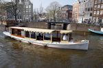 Ammsterdam 10 april 2015
Ruud Gullit en zijn vriendin Maggie Jiminez gaan varen op de grachten van amsterdam met zijn dochter Felicity en vrienden