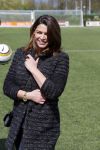 Beverwijk 27 april 2015
Rafael v d Vaart organiseert een voetbaltournooi bij vv Kennemers. Zijn vader Ramon en moeder Lolita werken ook mee. Sabia Engizek komt natuurlijk kijken en verricht de aftrap.
