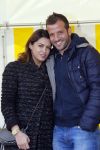 Beverwijk 27 april 2015
Rafael v d Vaart organiseert een voetbaltournooi bij vv Kennemers. Zijn vader Ramon en moeder Lolita werken ook mee. Sabia Engizek komt natuurlijk kijken en verricht de aftrap.