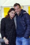 Beverwijk 27 april 2015
Rafael v d Vaart organiseert een voetbaltournooi bij vv Kennemers. Zijn vader Ramon en moeder Lolita werken ook mee. Sabia Engizek komt natuurlijk kijken en verricht de aftrap.