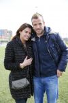 Beverwijk 27 april 2015
Rafael v d Vaart organiseert een voetbaltournooi bij vv Kennemers. Zijn vader Ramon en moeder Lolita werken ook mee. Sabia Engizek komt natuurlijk kijken en verricht de aftrap.