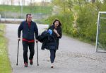 Beverwijk 27 april 2015
Rafael v d Vaart organiseert een voetbaltournooi bij vv Kennemers. Zijn vader Ramon en moeder Lolita werken ook mee. Sabia Engizek komt natuurlijk kijken en verricht de aftrap.