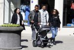Amsterdam 14 april 2015
Sunnery James en zijn moeder met vrienden achter de kinderwagen op de cornelis schuytstraat