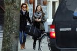 Amsterdam 4 april 2015  
Ruud de Wild haalt met zijn nieuwe vriendin ilse Knijn zijn dochter Toy Travis op bij haar moeder tatum Dagelet. Daarna gaat hij met zijn kinderen naar de stad
