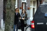 Amsterdam 4 april 2015  
Ruud de Wild haalt met zijn nieuwe vriendin ilse Knijn zijn dochter Toy Travis op bij haar moeder tatum Dagelet. Daarna gaat hij met zijn kinderen naar de stad