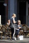 Amsterdam 21 april 2015
Wendy v Dijk met haar nieuwe porsche Macan op de cornelis schuytstraat