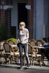 Amsterdam 21 april 2015
Wendy v Dijk met haar nieuwe porsche Macan op de cornelis schuytstraat