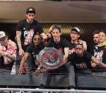 Zondag, 8 Mei 2016 PSV Landskampioen Seizoen 2015/2016
Maandag 9 Mei 2016 Huldinging op de platte kar