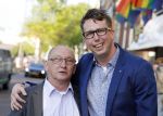 Amsterdam 17 mei 2016 
Surprise feestje voor Frank Sanders voor zijn 70e verjaardag in de kleine komedie.
Arijan v Bavel ( Adje) met zijn vader