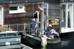 Amsterdam 7 mei 2016 
Barry Atsma en Noortje Herlaar gaan varen samen met Barry zijn kinderen. Ze varen vanaf haar woonboot de amstel op.