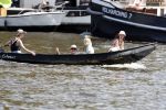 Amsterdam 7 mei 2016 
Barry Atsma en Noortje Herlaar gaan varen samen met Barry zijn kinderen. Ze varen vanaf haar woonboot de amstel op.