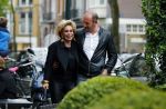 Amsterdam 22 april 2016 
Connie Breukhoven met vriend Eugene v Dun op de cornelis schuytstraat