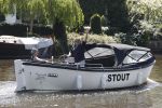 Amsterdam 9 mei 2016 
Dirk en Suus Zeelenberg eerst lunchen bij de harbour club en daarna varen door de grachten met hun boot/sloep