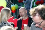 Amsterdam 7 mei 2016
Premiere Angry birds in pathe arena met oa de nederlandse stemmencast , Enzo Knol Ruben Nicolai Murth Mossel Eddy Zoe en Robin Martens. Eddy met dochters