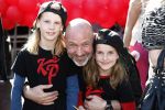 Amsterdam 7 mei 2016
Premiere Angry birds in pathe arena met oa de nederlandse stemmencast , Enzo Knol Ruben Nicolai Murth Mossel Eddy Zoe en Robin Martens. Eddy met dochters