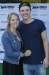 Amsterdam 7 mei 2016
Premiere Angry birds in pathe arena met oa de nederlandse stemmencast , Enzo Knol Ruben Nicolai Murth Mossel Eddy Zoe en Robin Martens. Enzo met vriendin Dee