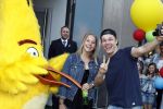 Amsterdam 7 mei 2016
Premiere Angry birds in pathe arena met oa de nederlandse stemmencast , Enzo Knol Ruben Nicolai Murth Mossel Eddy Zoe en Robin Martens. Enzo met vriendin Dee