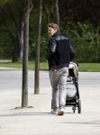 Amsterdam 18 april 2016
Gijs Naber met zoontje in het vondelpark