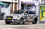 Amsterdam 23 april 2016 
Gordon met zijn audi Q7 in camouflage kleuren in Amsterdam zuid.