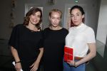 Amsterdam 22 april 2016 
Boekpresentatie Maestra met  Heleen van Royen, schrijfster Lisa Hilton en Halina Reijn.