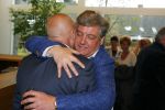 Blaricum 26 april 2016
Natasja Froger krijgt lintje voor al haar verdiensten voor onze samenleving. Haar man Rene  familie vader  moeder en vriendinnen zijn er natuurlijk bij. Jack v Gelder op krukken