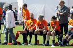 Amsterdam 13 mei 2016
Sportdag van de Johan Cruijff foundation in het olymoisch stadion met oa Johnny Heitinga Dennis Bergkamp Peter Heerschop Vigo Waas Sjaak Swart Kenneth Perez Evelyne de Bruin en Raoul Heertje.