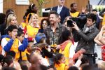 Amsterdam 22 april 2016
Koning Willem Alexander en Koningin Maxima bij de opening van de koningsspelen in Amsterdam.
Richard Krajicek vangt ze op en Johnny de Mol doet de presentatie.
