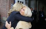 Blaricum 26 april 2016
Natasja Froger krijgt lintje voor al haar verdiensten voor onze samenleving. Haar man Rene  familie vader  moeder en vriendinnen zijn er natuurlijk bij. Julie Forsyth
