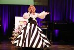 Amsterdam 17 mei 2016 
Surprise feestje voor Frank Sanders voor zijn 70e verjaardag in de kleine komedie.
Karin Bloemen heel veel afgevallen