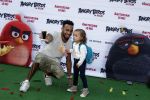 Amsterdam 7 mei 2016
Premiere Angry birds in pathe arena met oa de nederlandse stemmencast , Enzo Knol Ruben Nicolai Murth Mossel Eddy Zoe en Robin Martens. Robin met vriend  Kenzo Alvares met zijn (zusje/dochtertje??)
