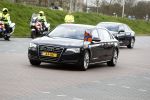 Amsterdam 22 april 2016
Koning Willem Alexander en Koningin Maxima bij de opening van de koningsspelen in Amsterdam.
Richard Krajicek vangt ze op en Johnny de Mol doet de presentatie.